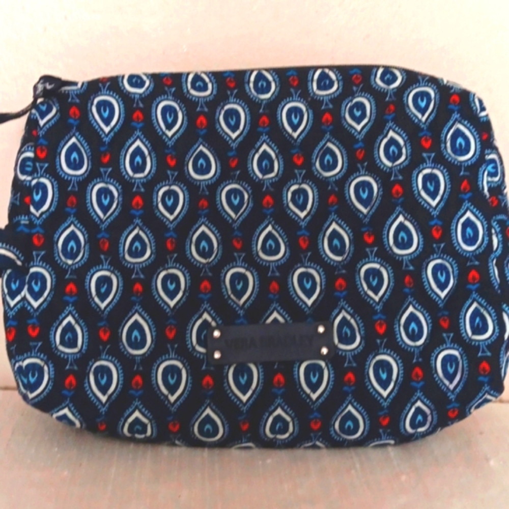 LikeNewVera Bradley Large Quilted Case In Midnight Blue